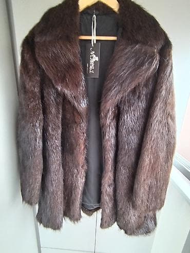 jakna pull and bear: Krzneni kaput od prirodnog krzna u tamno braon boji. Klasičan kroj — 7