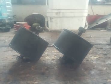 delovi auspuha: Gumeni nosaci motora Lada 2121,21213,21214. Polovno, ocuvano. Skinuto — 1