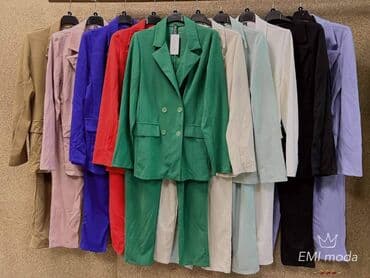 komplet sako i pantalone: Sako pantalone
2800 r.d — 2