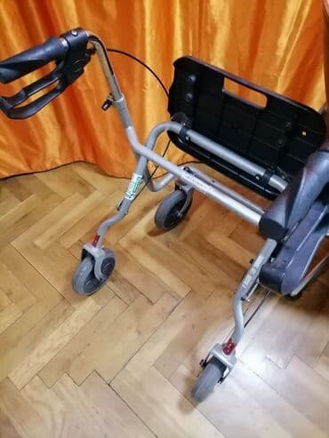 pojasevi za bruh: Hodalica sklapajuća sa ispravnim kočnicama
Sve je Ok — 16