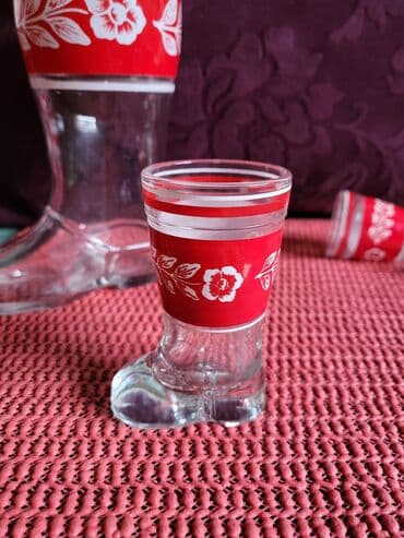 case za zestoko pice: Servis nov za zestoko pice,nemacki 90te. cizme. Servis za zestoko — 8