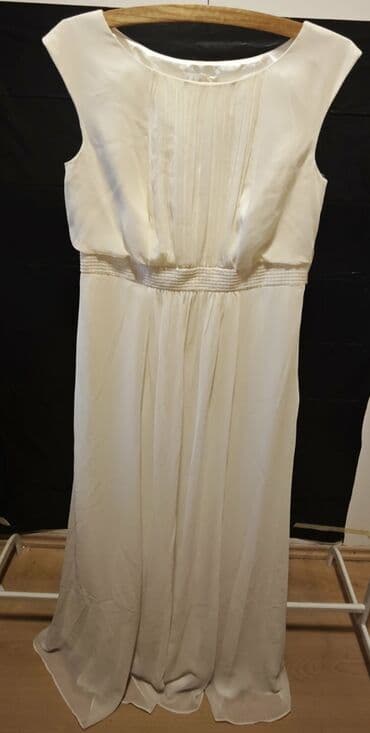 novi sad haljine svecane: Elegantna duga haljina u boji slonovače za punije dame i trudnice. - — 2