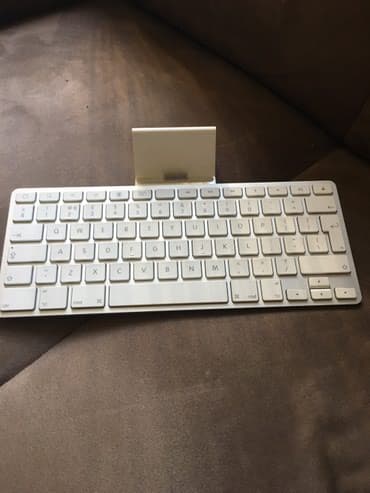 toster mini: Tastatura za iPad Original NOVA tastatura za iPad kupljena u — 2