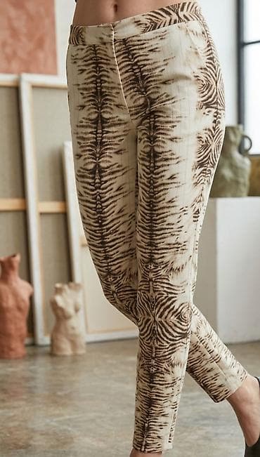 obuca stara pazova: Ženske pantalone sa printom u stilu tie-dye/zebra, bež osnova sa — 1