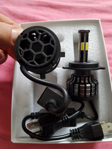 ventilatori za kamione: Sijalice za automobile i kamione 200W bele canbus. Radni napon od 9 — 9