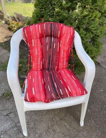 podmetači za stolice: Podmetači za stolice od table sundjera Dimenzije podmetača:82x40 Cena — 3