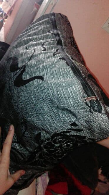 Throw pillow, Sponge