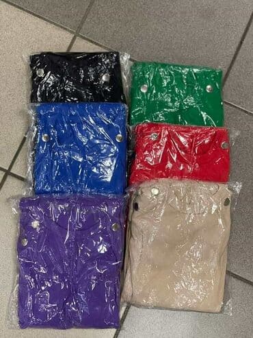 Women's Clothing: 1800 i 2000 din — 3