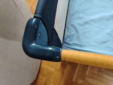 kupujem prodajem stvari za devojcice: Преносиви креветац на продају, све је усликано од оштећење. Душек је — 3