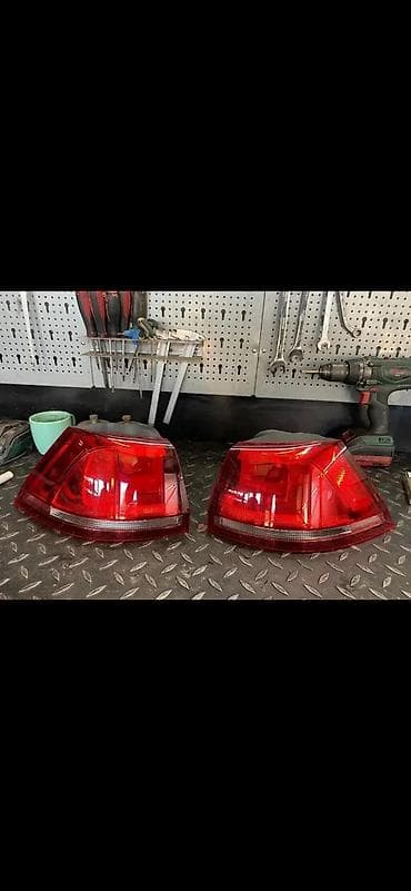 spaneri za vezivanje auta: GOLF 7 KARAVAN STOP SVETLO | Audi vw delovi 06******** — 1