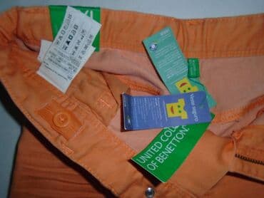 c a kombinezoni: Benetton, Bermude — 3