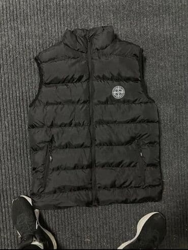 Kućna odeća: Muški prsluk dostupan M L XL. Cena 3800 dinara
SN💫 — 1