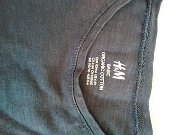 otkup decije garderobe: - H&M BASIC majica bez rukava, crna. Materijal: 100% organski — 2