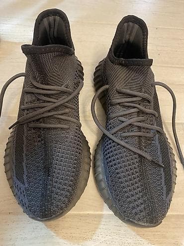 seno: Patike YEEZY– crne sportske/urbane sa pletenim gornjištem Broj 45 — 2