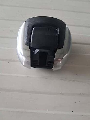daljinski za auto: RUCICA RUCNE KOCNICE ZA PEUGEOT 2008 OD 2013. DO 2020. GOD — 3