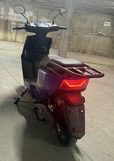 mango nis: ICON Hunter 14 električni skuter - Motor: električni pogon, tihi rad — 2