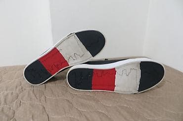 kozna obuca bueno: TOMY HILFIGER br 43 27cm unutrasnje gaziste stopala, patike dvaputa — 6
