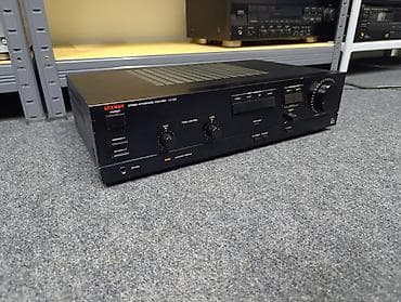 Mikrofoni: Luxman LV-100 Luxman LV-100 je odlično integrisano pojačalo koje — 3