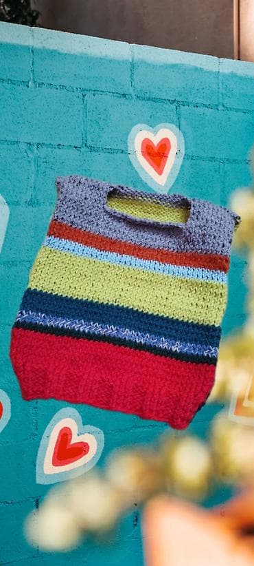 new yorker helanke: Prsluk novi dečiji ručno pleteni vel 2, obim ispod pazuha 50 cm — 10