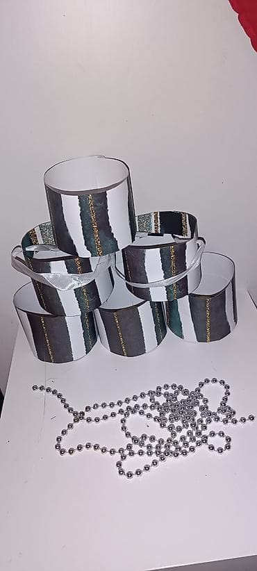 polovan sto: Set ukrasnih cilindričnih kutija – 6 komada 450 din - Dimenzije — 4