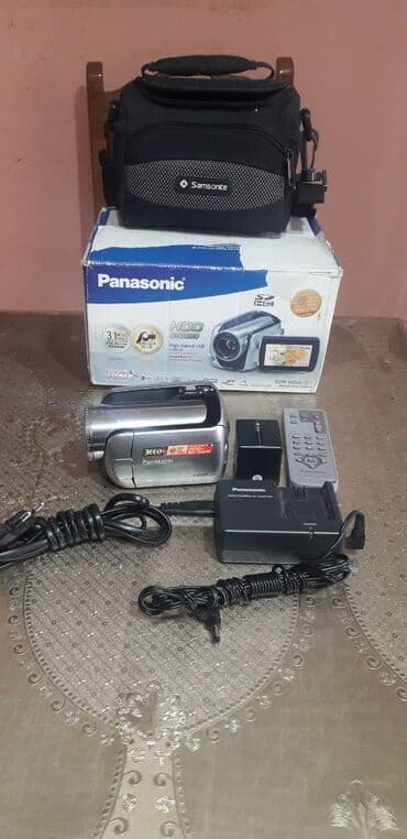 radio leotec: Digitslna kamera panasonik  sdr-h250 kao nova ocuvana lepo radi — 1
