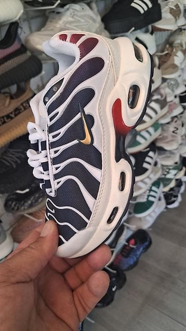 ts nike patike: Nike air max tn patike dečije NOVO Novo Brojevi 31 do 36 fb Moja — 4