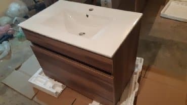 komode za spavaće sobe: Ugradni lavabo sa korpusom
Dimenzije 61x47. Visina 40cm — 6