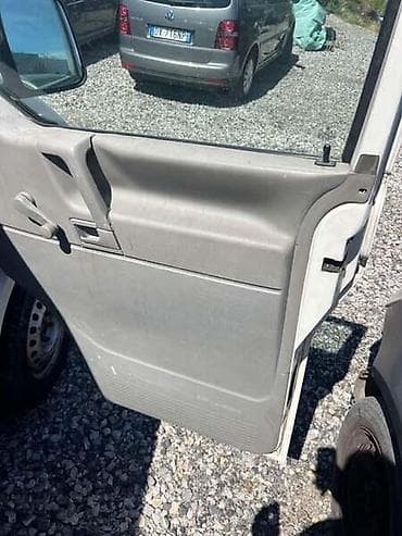 serbia second hand cars: VOLKSWAGEN TRANSPORTER T4 | Za sve informacije poziv — 5