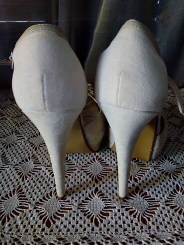 make up: Sandals, 38 — 3