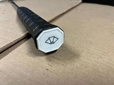 123 igre: Badmintonski reket - Klasik ovalni ram sa zategnutom mrežicom — 9