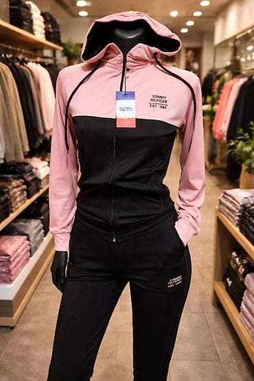 guess 35: Ženske trenerke – komplet gornji deo i donji deo - Modeli: crna Guess — 3