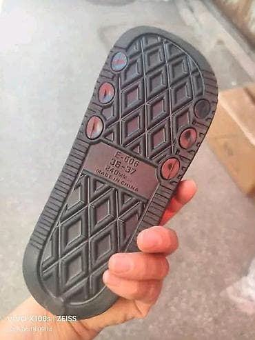 crno zlatne sandale: Jos modela A klase 2400 din✅️
NT❤ — 6
