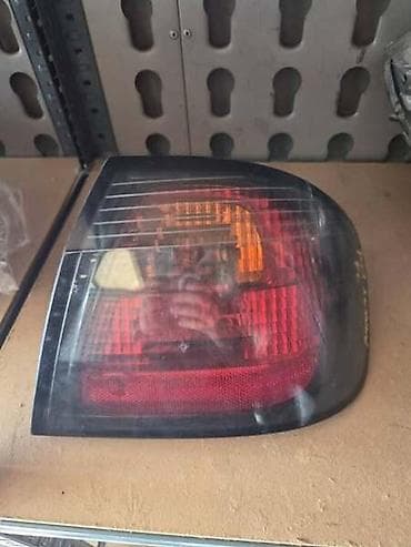 auto lak u spreju: STOP LAMPA ZA NISSAN PRIMERA OD 1999. DO 2001. GOD. | u ponudi desna — 1