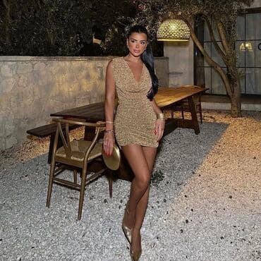 brendirane haljine: Haljina 💯
1900din🥳 — 1