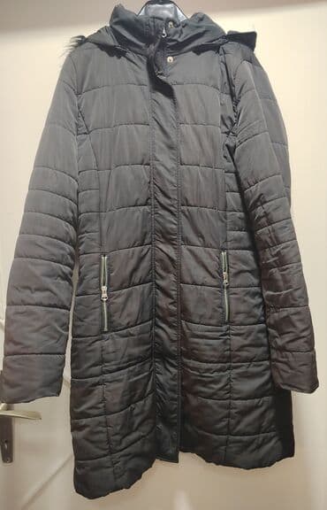 dex rock jakne: Ženska zimska jakna – crna, prošivena, dužina do iznad kolena. - — 3