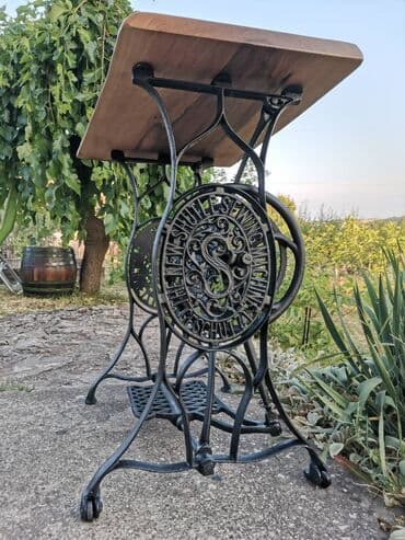 simpo trpezarijske stolice cene: SINGER rustik etno sto 77*43cm visina stola 76 cm debljina daske 3 — 3