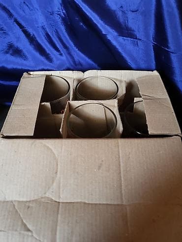 starinske case: Case nove,vintaz Cepelin italijanske. Case komada 4 u ceni. puno — 5