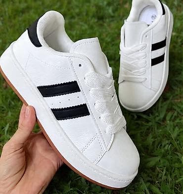 hogl patike: Bele patike sa crnim prugama - Klasičan nizak model sa zaobljenim — 1