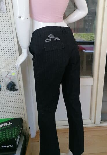 L, Normalan struk, Drugi kroj pantalona na lalafo.rs L, Normalan struk, Drugi kroj pantalona