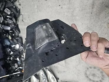 Stop svetla: NOSAC SIJALICA BMW E46 | Leva strana — 2