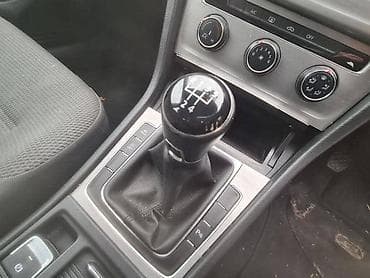 xara auto: RUCICA MENJACA ZA VOLKSWAGEN GOLF 7 OD 2013. DO 2019. GOD. - KOZICA — 1