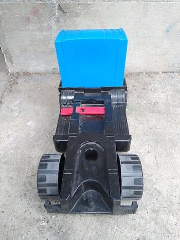 suknje na preklop: Kamion plasticni oveliki ko 50 cm. bez prikolice — 4
