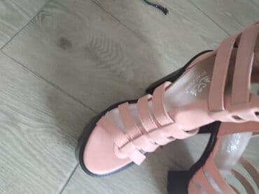 new yorker majce: Sandals, 38 — 3
