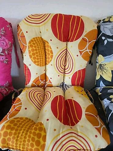 prodajem barske stolice: ✨ Da li su vaše stolice spremne za novu sezonu? Unesite svežinu i — 5