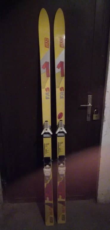 test iz engleskog za 3 razred: Skije elan 175 cm — 3