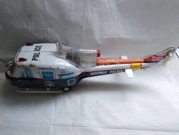 gramofonske ploce beograd: Limeni helikopter T.N Japan, 36,5 cm. napajanje 2 x 1,5 baterija — 3