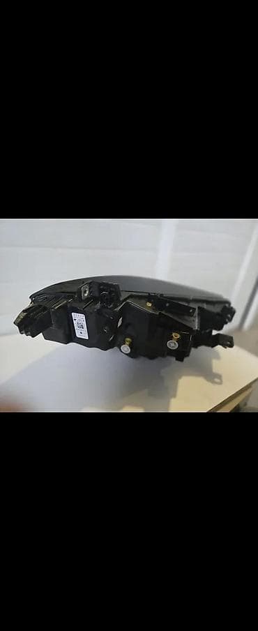 ugradni usb punjac: AUDI Q3 18-23 FAR LED 83A941011 | Audi vw delovi ALTINA ZEMUN — 1
