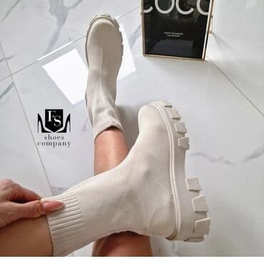 Ankle boots, 39