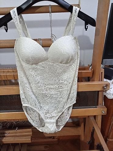 korpa za svadbu: SUPER POVOLJNO! NOV čipkani body boje slonovače( krem boje) sa čvrstim — 6