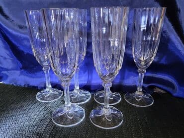 swarovski case za vino cena: Case nove za vino Luminarc Francuska 80te. Cese,sve na njima odsjaj — 4